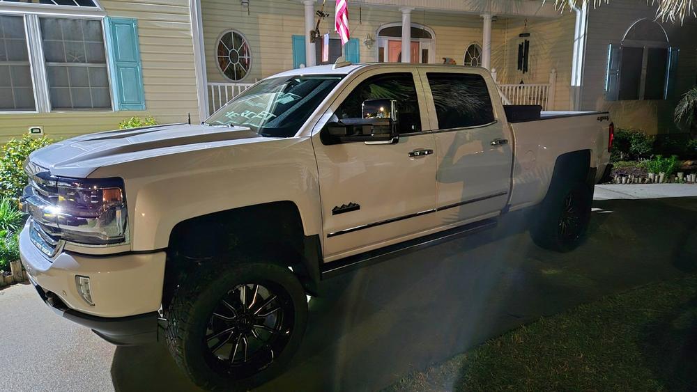 2015 - 2019 New Style GM Tow Mirrors - Customer Photo From TYLER MCGUIRE