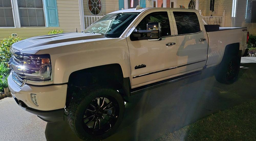 2015 - 2019 New Style GM Tow Mirrors - Customer Photo From TYLER MCGUIRE