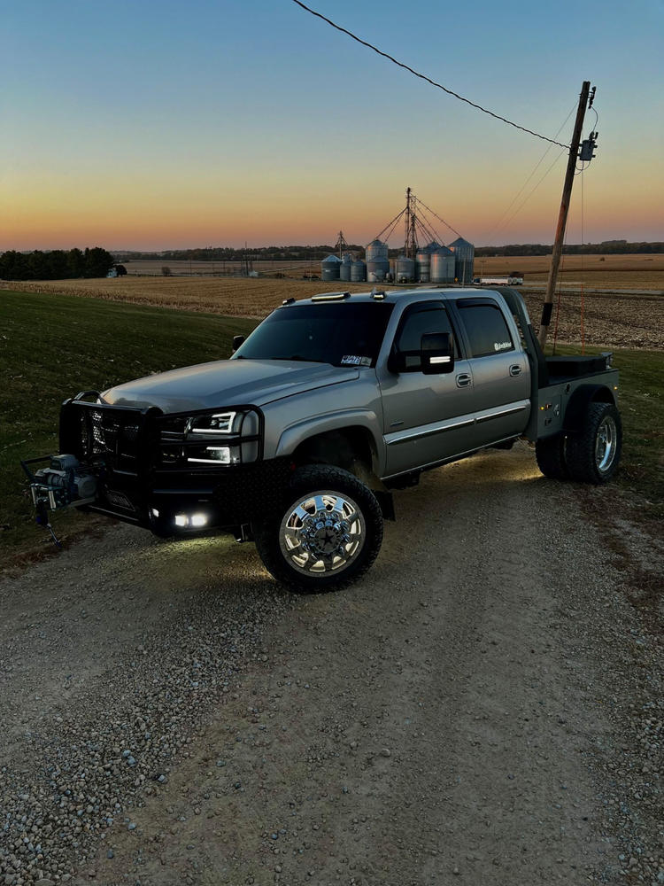 Tow Mirror Switchback Marker Lights | 2014-2019 Chevy Silverado & GMC Sierra - Customer Photo From Rachel Knipper