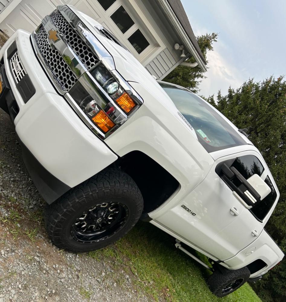 Tow Mirror Switchback Marker Lights | 2014-2019 Chevy Silverado & GMC Sierra - Customer Photo From William Bush