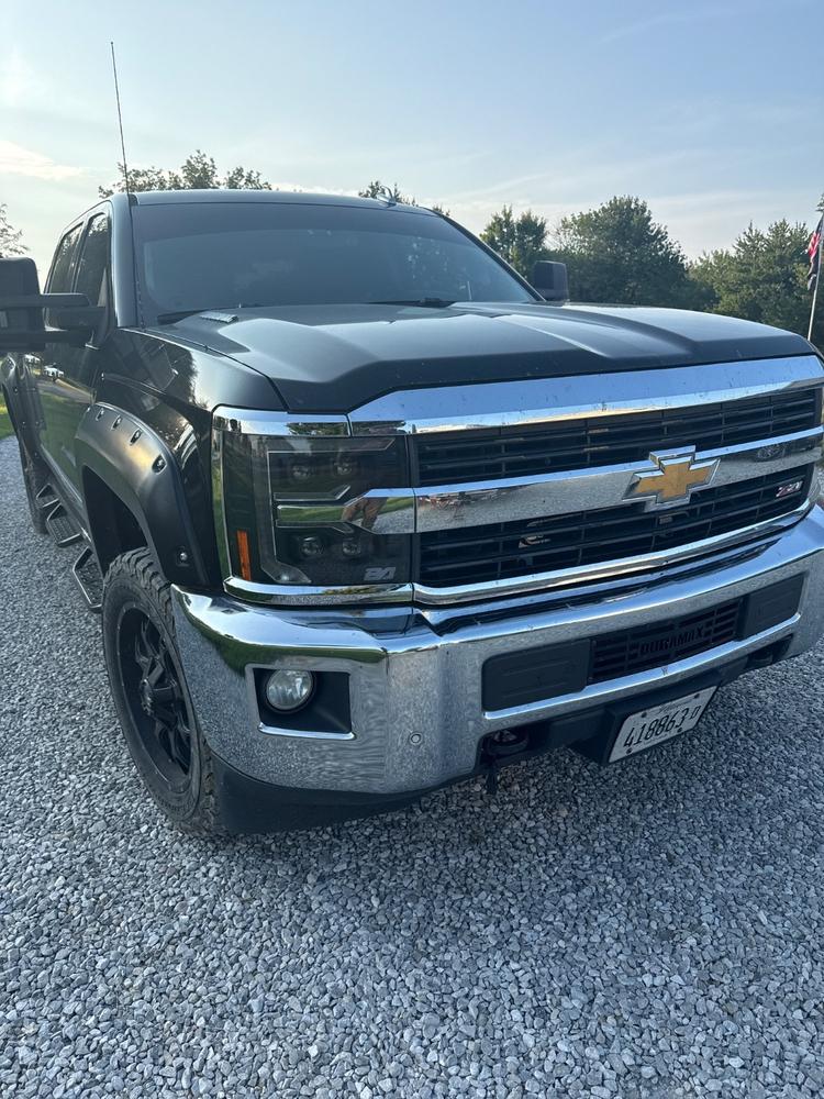 VX4 LED Headlights | 2015-2019 Chevy Silverado 2500/3500 HD - Customer Photo From Valerie Morris