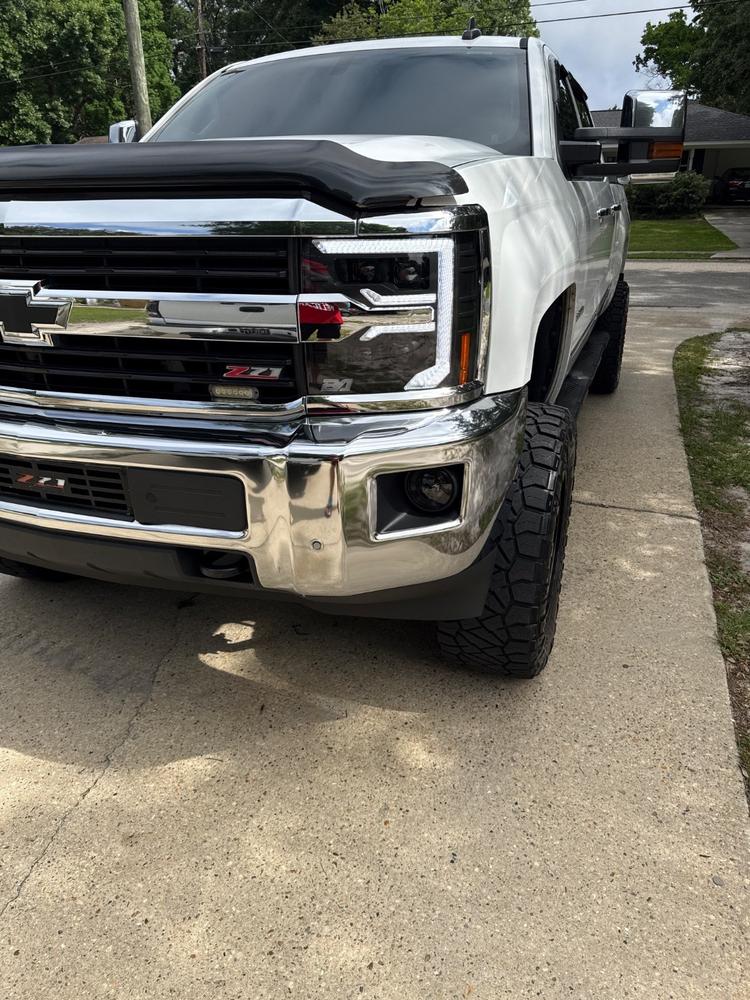 VX4 LED Headlights | 2015-2019 Chevy Silverado 2500/3500 HD - Customer Photo From Kevin Holtzclaw
