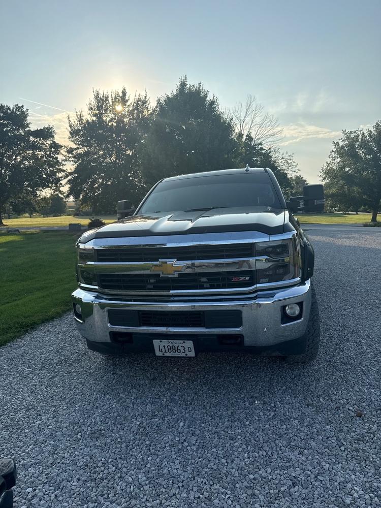 VX4 LED Headlights | 2015-2019 Chevy Silverado 2500/3500 HD - Customer Photo From Valerie Morris
