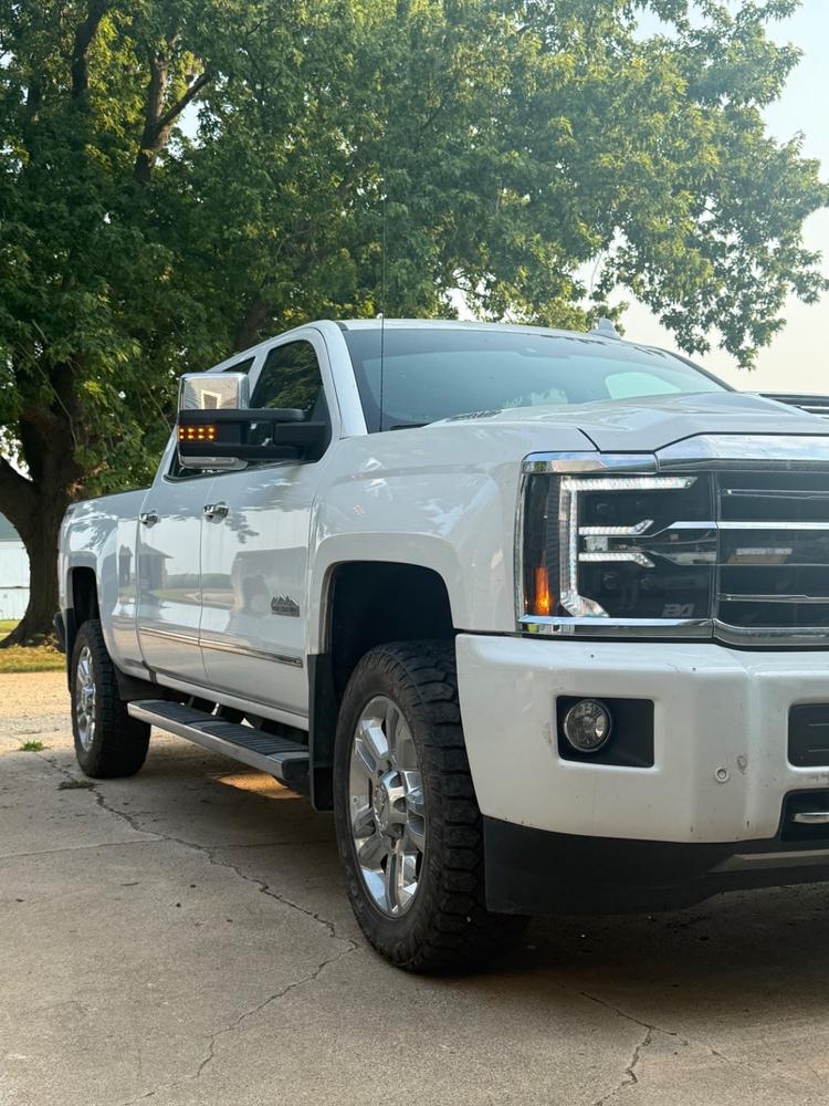 VX4 LED Headlights | 2015-2019 Chevy Silverado 2500/3500 HD - Customer Photo From Katie Lee