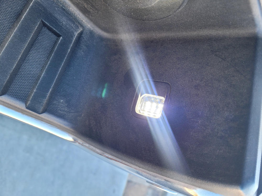 Chevy Silverado/GMC Sierra (2014-2019) LED License Plate Lights - Customer Photo From William Tranzow