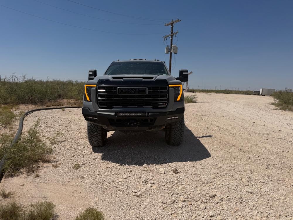 Amber DRL/Park Light Override Mod | 2024-2026 Silverado & Sierra 2500/3500 - Customer Photo From Constantine Chioles