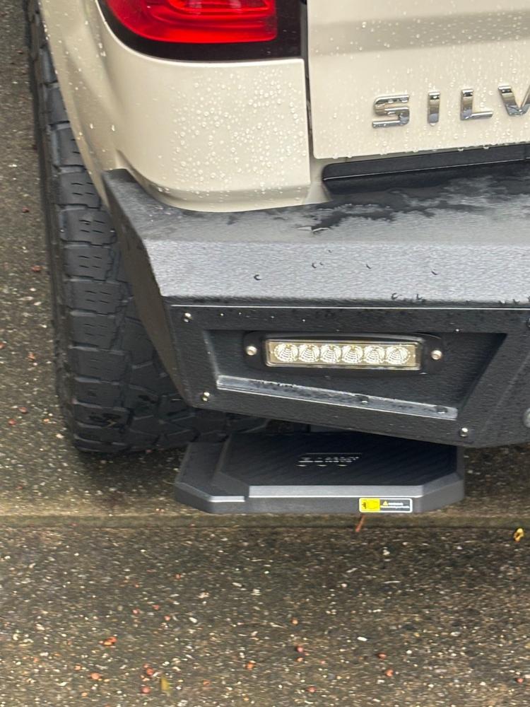 Chevy Silverado/GMC Sierra 1500/2500/3500 (2014-2019) Retractable Bed Step - Customer Photo From John Bailey Jr