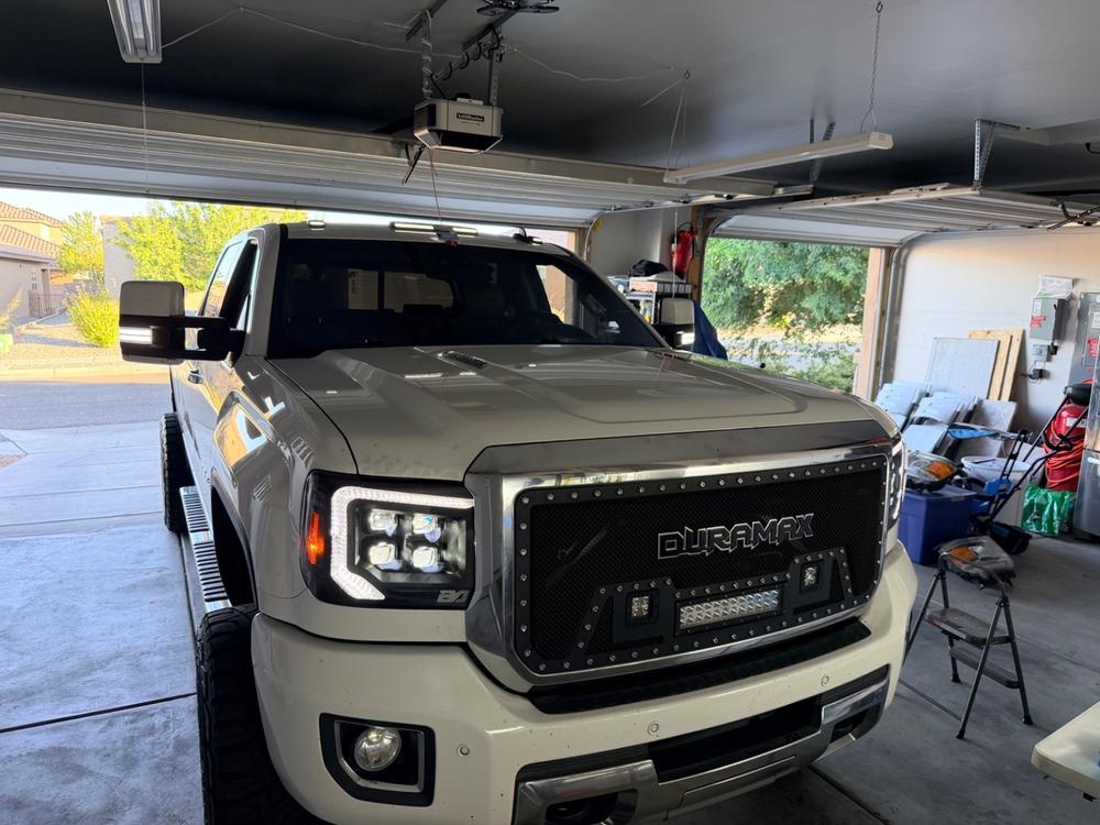 VX4 LED Headlights | 2014-2019 GMC Sierra 1500/2500/3500 - Customer Photo From Steven Guzman