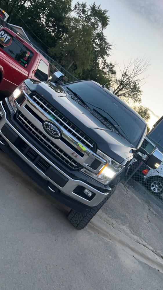 Ford F150 (2015-2020) New Style Tow Mirrors - Customer Photo From Jonathan Zidek