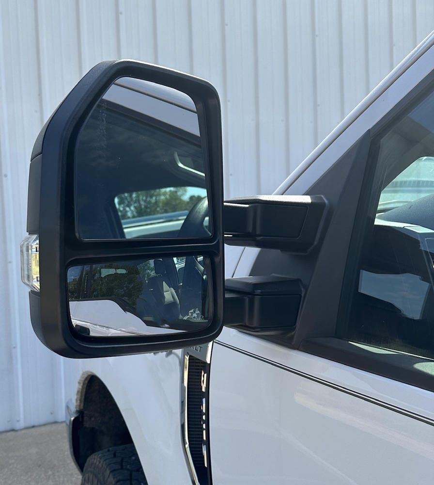 Ford F250/F350 Superduty (2017-2022) New Style Tow Mirrors - Customer Photo From Burle Fortenberry