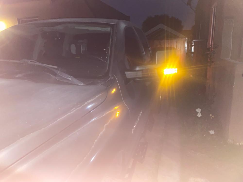 GM Style Dodge Ram 1500 Tow Mirrors (2002-2008) - Style 2 - Customer Photo From Rigoberto Diaz