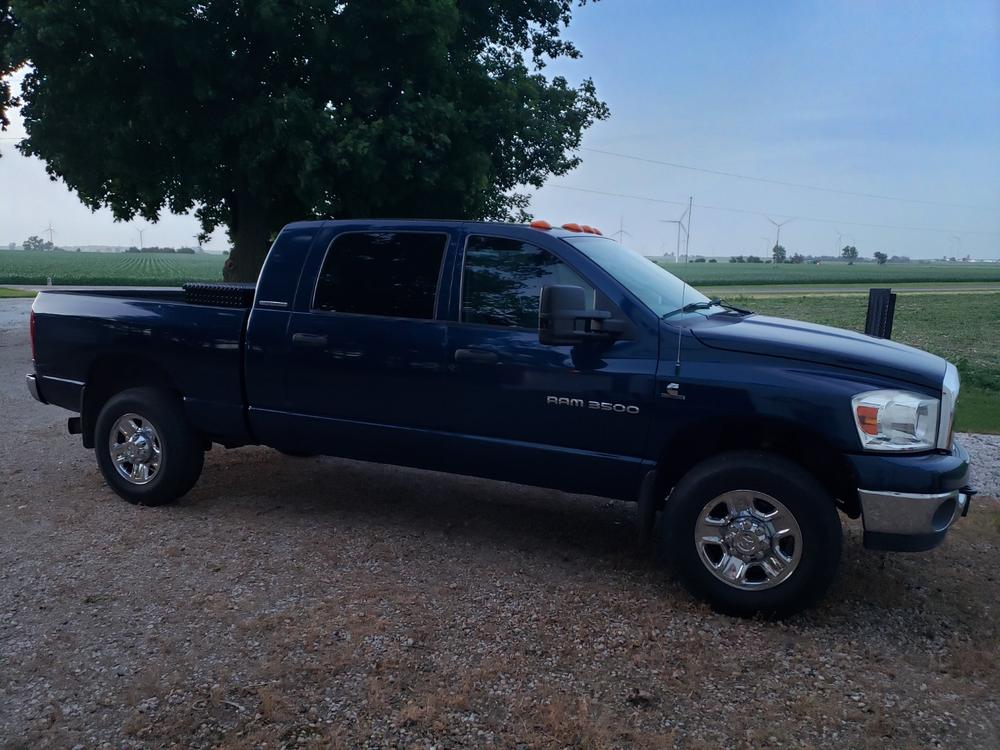 GM Style Dodge Ram 2500/3500 Tow Mirrors (2003-2009) - Style 2 - Customer Photo From jordan vollmer