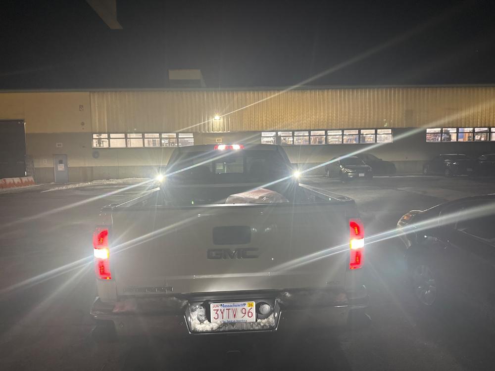 Dual Function (Cargo and Reverse) Wiring Harness - GM Trucks (2014-2025) - Customer Photo From Jorge Rodriguez