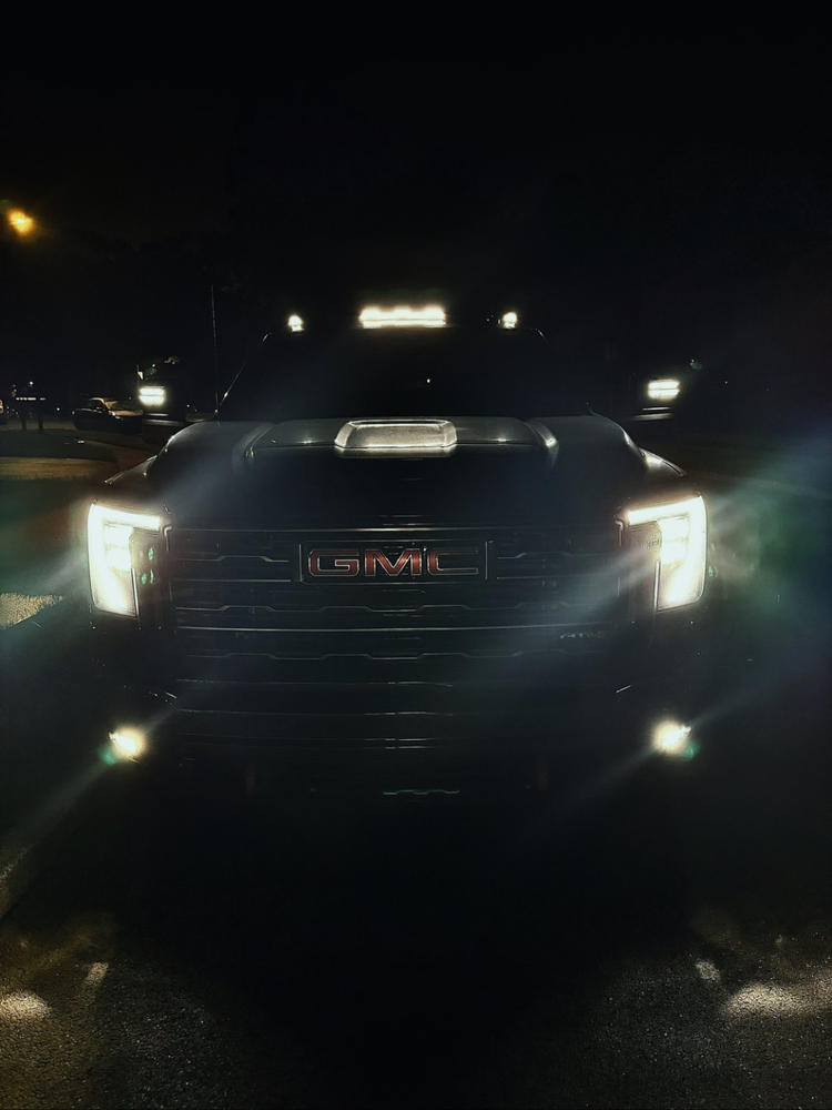 2019+ GM Silverado and Sierra Tow Mirror Marker Lights - Customer Photo From Lexi Grocholski