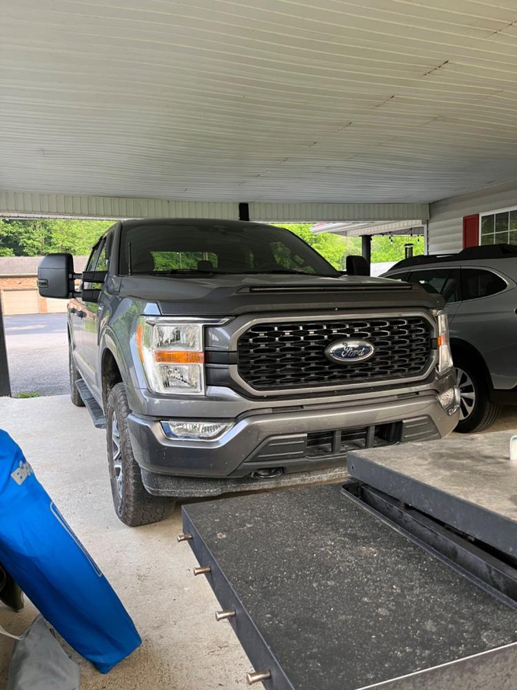 Ford F150 (2021-2023) New Style Tow Mirrors - Customer Photo From Levi Simpson