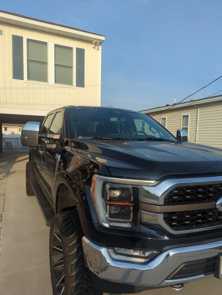 Ford F150 (2021-2024) New Style Tow Mirrors - Customer Photo From Stefan Weldon