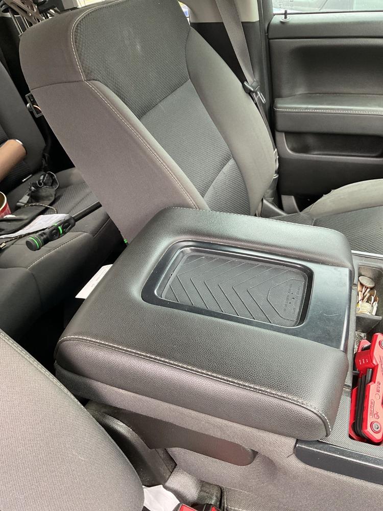 2014-2019 GM Wireless Phone Charging Kit for GM Trucks (Silverado & Sierra) - Customer Photo From Brandon Timmerman