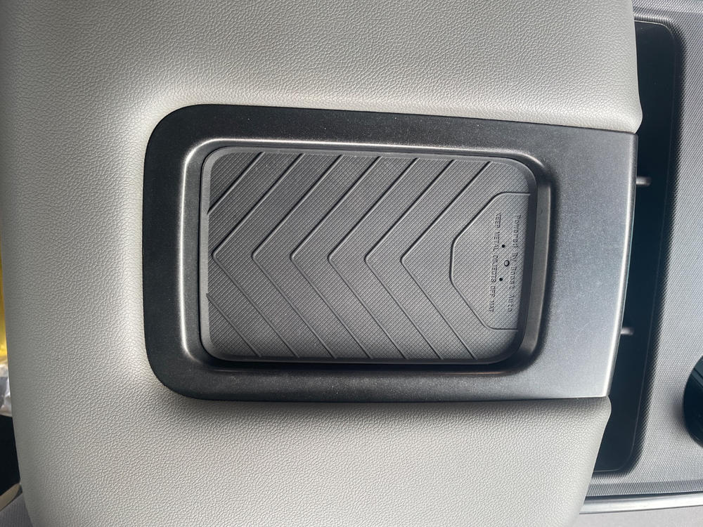 2014-2019 GM Wireless Phone Charging Kit for GM Trucks (Silverado & Sierra) - Customer Photo From Jeff Fiene