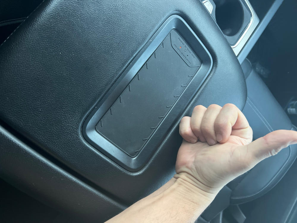 2014-2019 GM Wireless Phone Charging Kit for GM Trucks (Silverado & Sierra) - Customer Photo From Joseph Nall