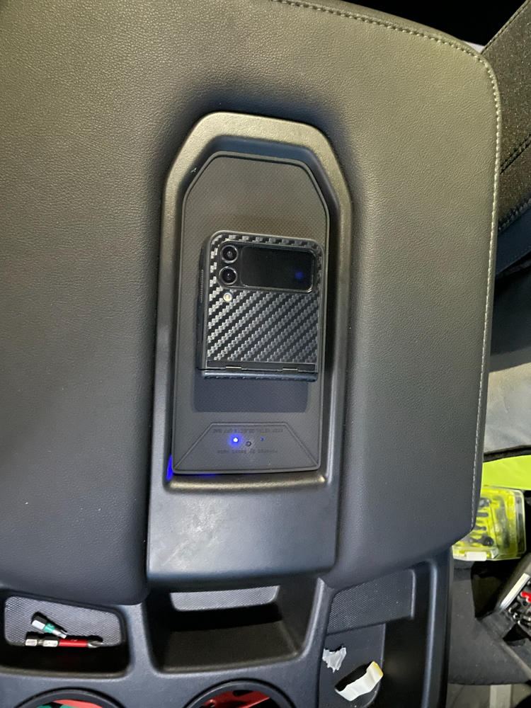 2019-2023 GM Wireless Phone Charging Kit for GM Trucks & SUV