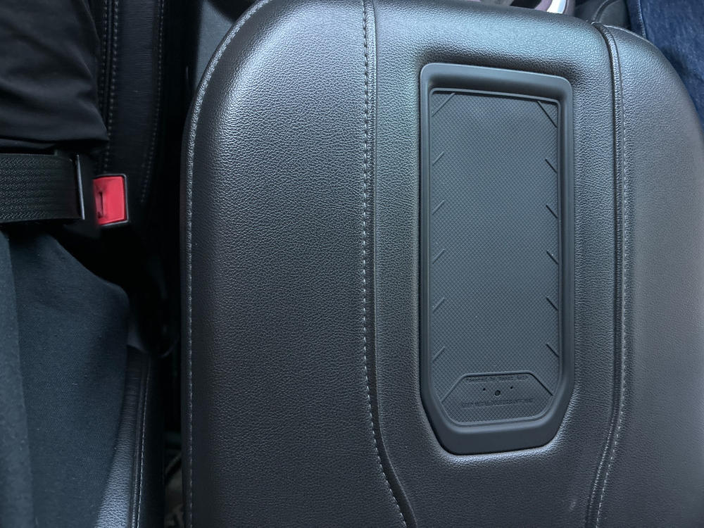 2019-2026 GM Wireless Phone Charging Kit for GM Trucks & SUV