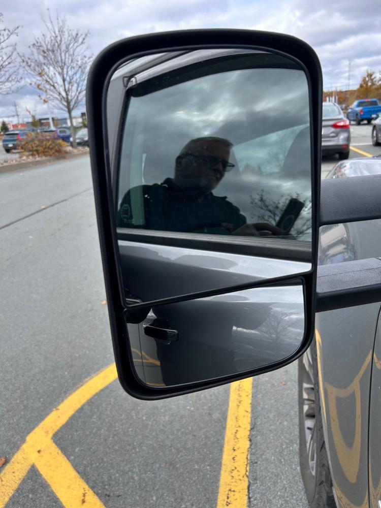 2015 - 2022 Colorado / Canyon Tow Mirrors (Style 1) - Customer Photo From Brian Frausell