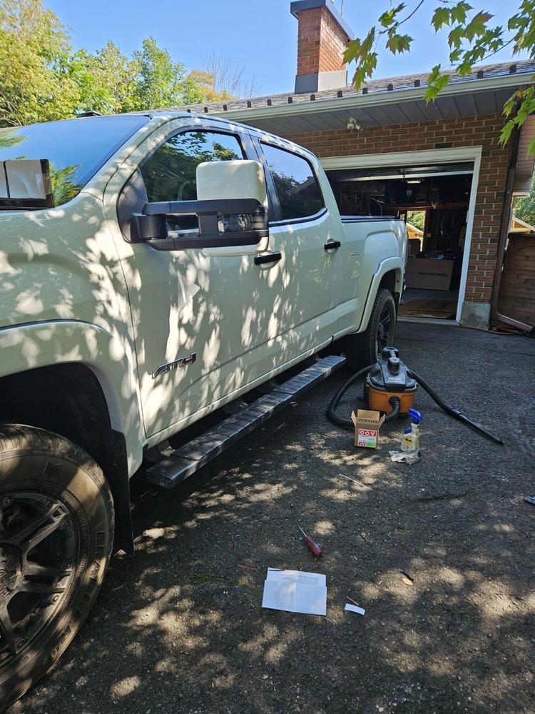 2015 - 2022 Colorado / Canyon Tow Mirrors (Style 2) - Customer Photo From Kurt Walchyshyn