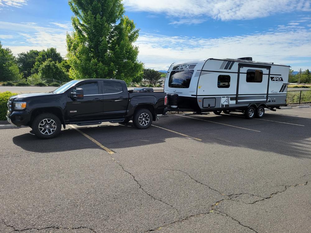 2015 - 2022 Colorado / Canyon Tow Mirrors (Style 2) - Customer Photo From Robin Turner