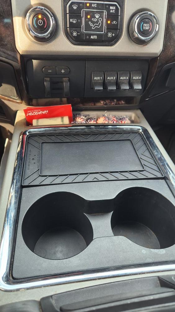 2011-2016 Ford Superduty Wireless Phone Charging Kit for F250/F350/F450/F550 Trucks (Full Console) - Customer Photo From Brian Moreland