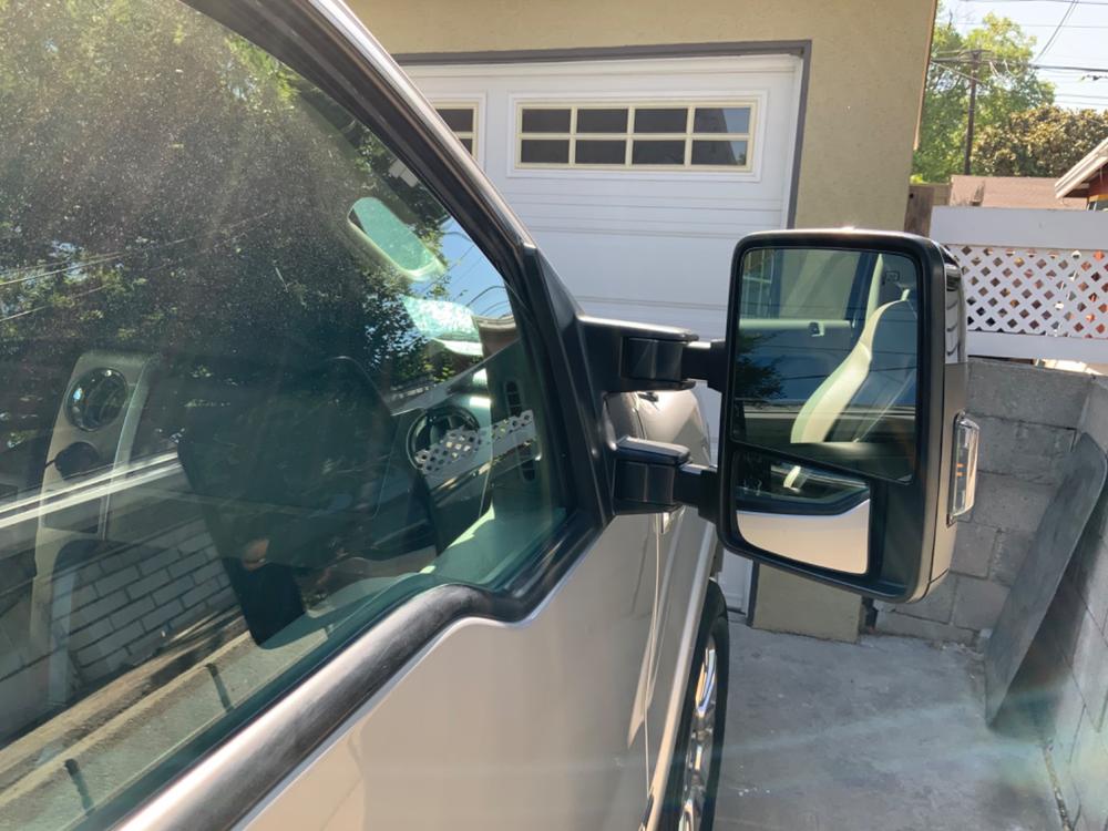 Ford F150 (2007-2014) Tow Mirrors - 2008 Style - Customer Photo From Jesse Cuevas