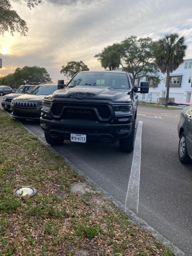GM Style Dodge Ram 1500 Tow Mirrors (2019-2023) - Style 2 - Customer Photo From Cameron Nunes