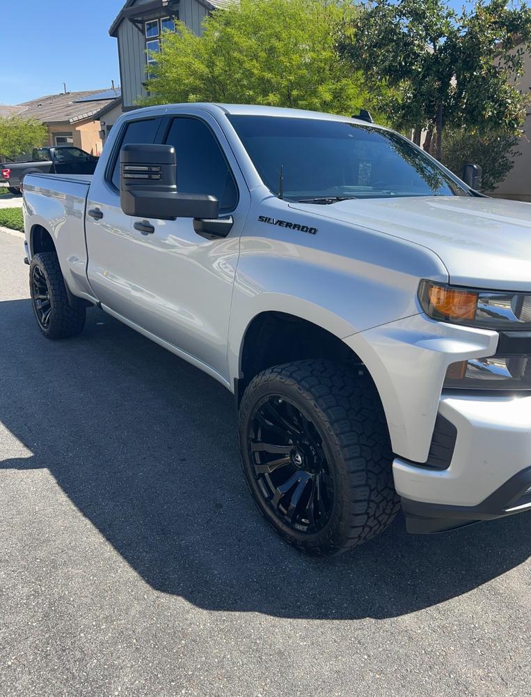 2019-2025 Chevy Silverado 1500 Tow Mirrors - Customer Photo From Eugene Simmons