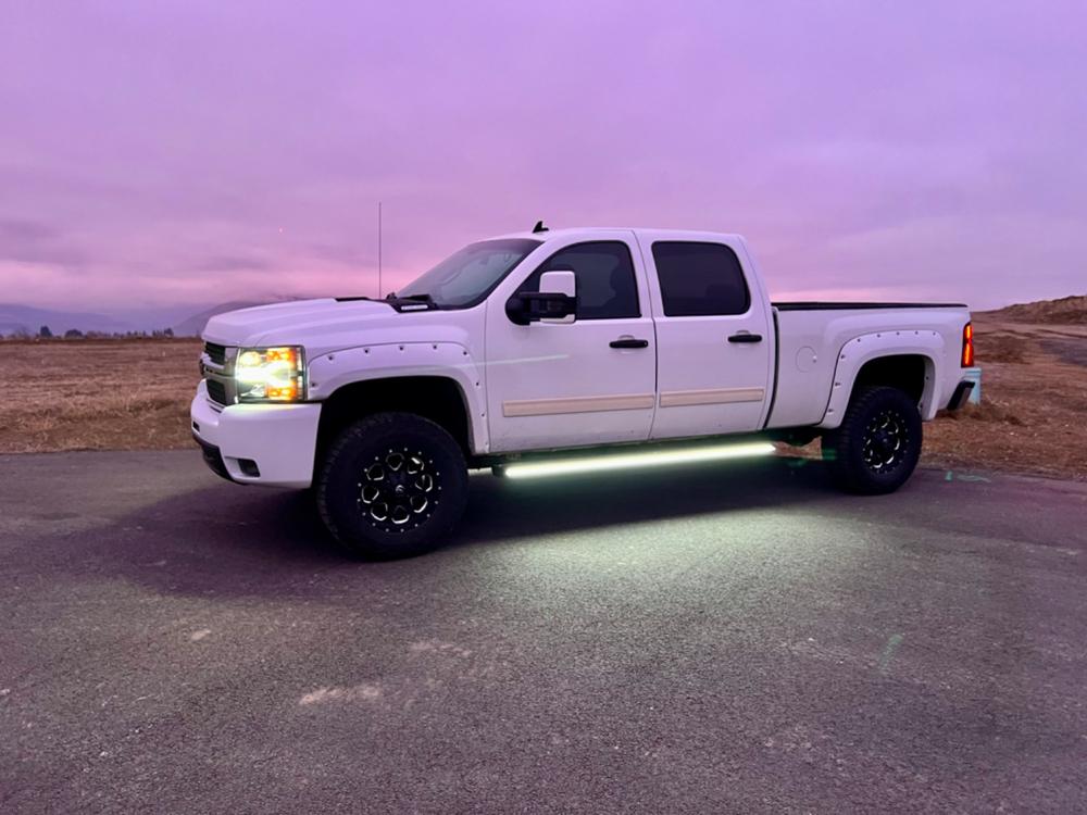Lumastep M1 Light Up Running Boards | 2007.5-2014 Chevy Silverado & GMC Sierra - Customer Photo From Mitch Carveth