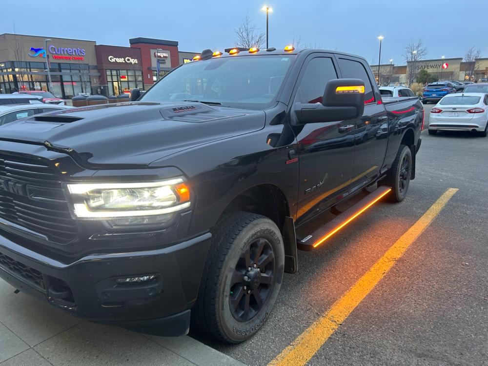 Lumastep M1 Light Up Running Boards | 2019-2024 Dodge Ram 2500/3500 - Customer Photo From Raymond Paul