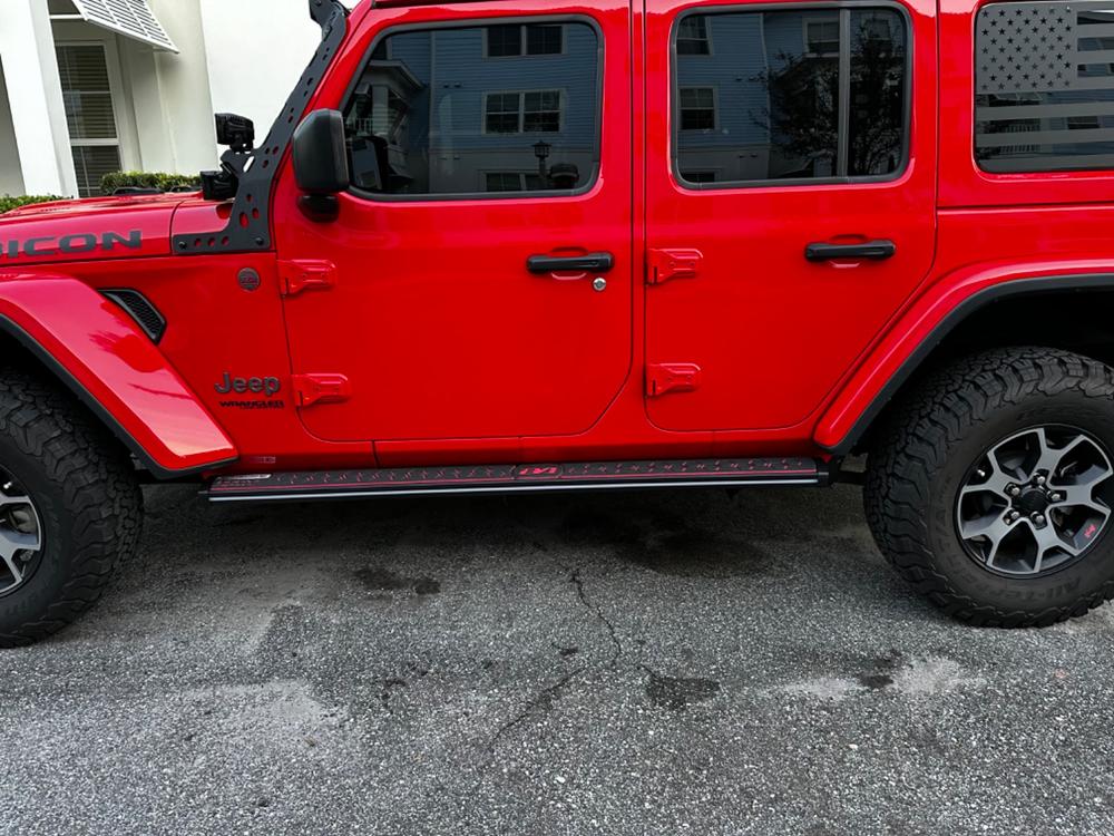 Lumastep M1 Light Up Running Boards | 2018-2025 Jeep Wrangler JLU - Customer Photo From Mike Stewart