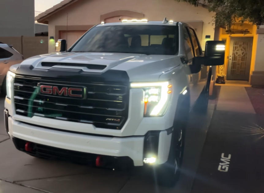 What are the Lights on Top of a Truck Called: Ultimate Guide