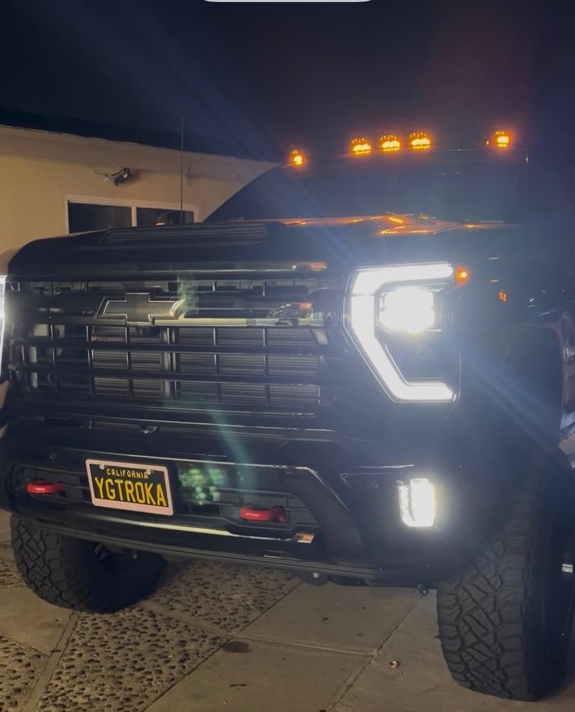 S-Series Cab Lights | 2020-2026 Chevy Silverado & GMC Sierra 2500/3500 - Customer Photo From Jerry Guillen