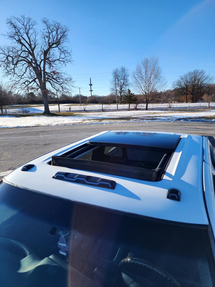 S-Series Cab Lights | 2020-2025 Chevy Silverado & GMC Sierra 2500/3500 - Customer Photo From Scott Cotter