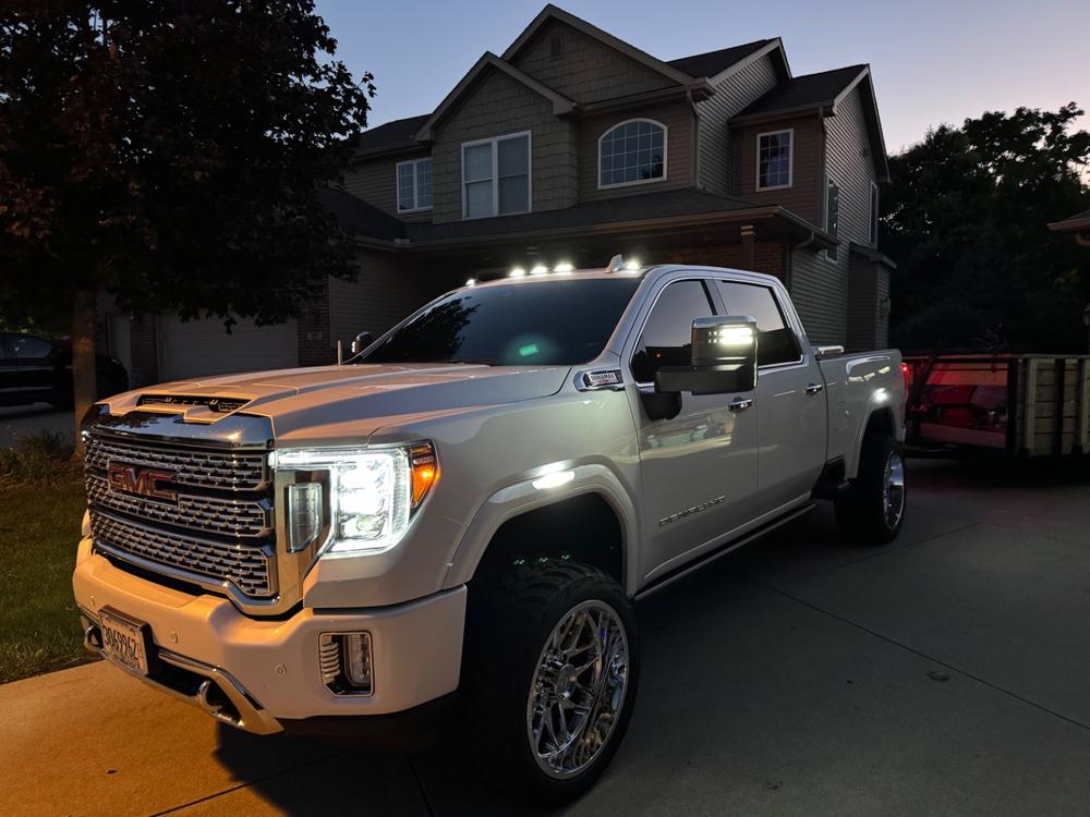 S-Series Cab Lights | 2020-2025 Chevy Silverado & GMC Sierra 2500/3500 - Customer Photo From Mason Rogers
