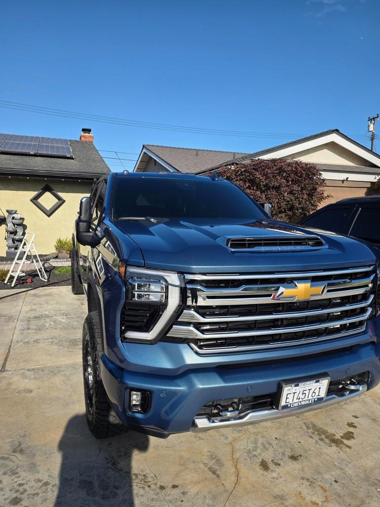 S-Series Cab Lights | 2020-2026 Chevy Silverado & GMC Sierra 2500/3500 - Customer Photo From Shelby Hall