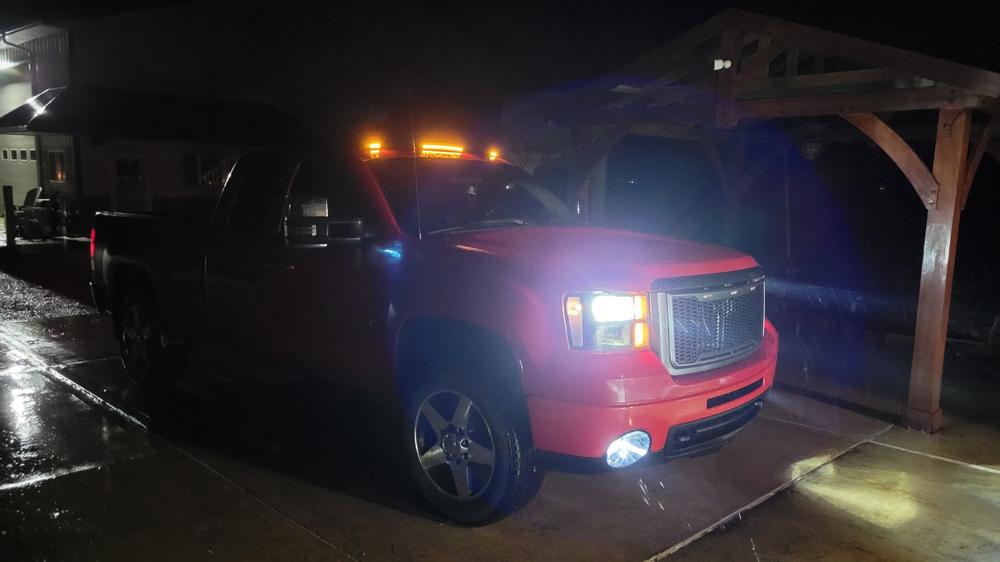 S-Series Cab Lights | 2007.5-2014 Chevy Silverado & GMC Sierra 2500/3500 - Customer Photo From William Mummert