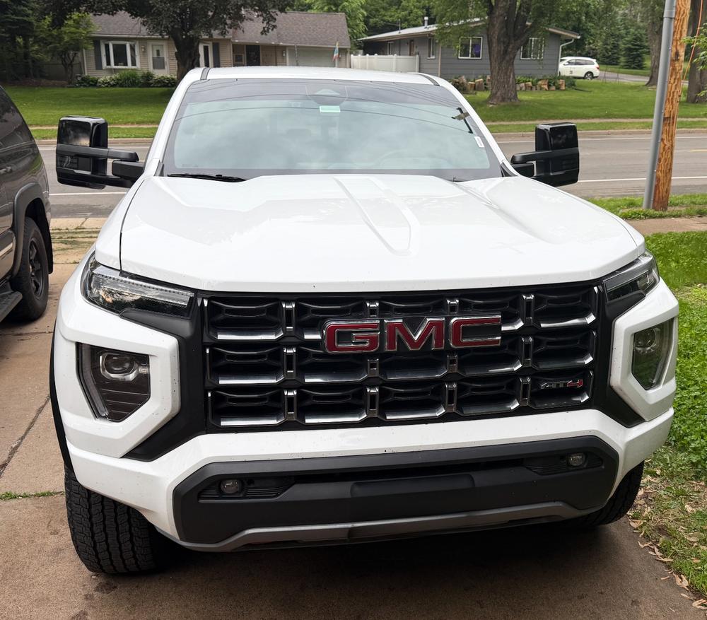 2023-2026 Chevy Colorado / GMC Canyon Tow Mirrors (Style 2) - Customer Photo From Richard R Books