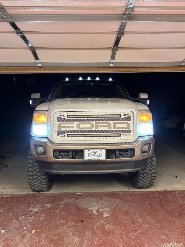 S-Series Cab Lights | 2008-2016 Ford F250 / F350 Superduty - Customer Photo From Louis Ruiz