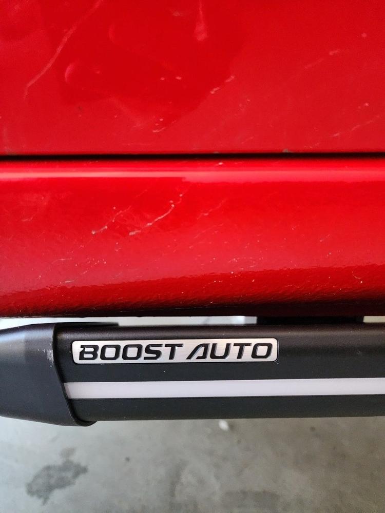 Lumastep M2 Powered Light Up Running Boards | 2019-2025 Chevy Silverado & GMC Sierra 1500 - Customer Photo From Dylan Boone