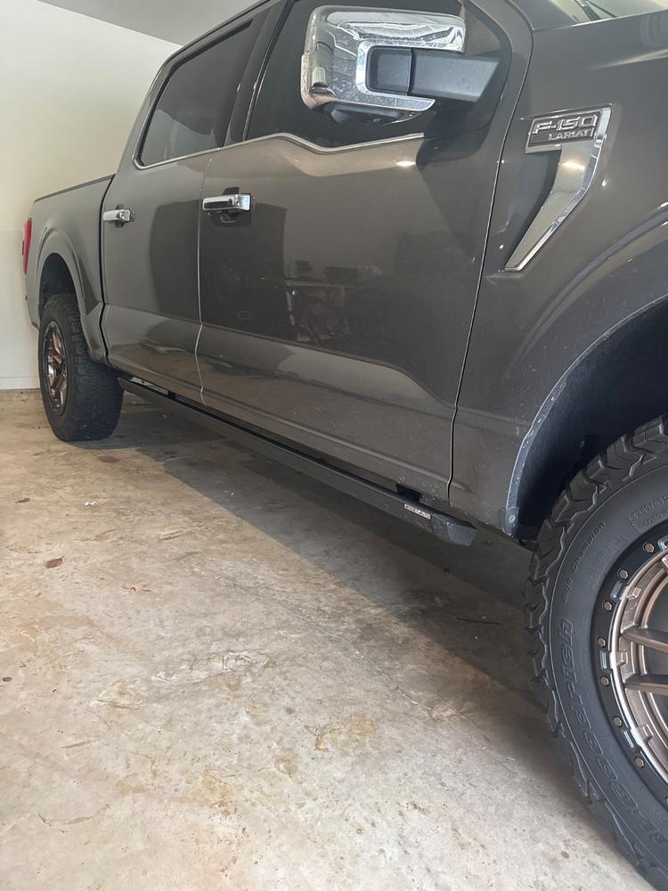 Boost Auto Powered Running Boards | 2021-2026 Ford F150 - Customer Photo From Kevin Bruning