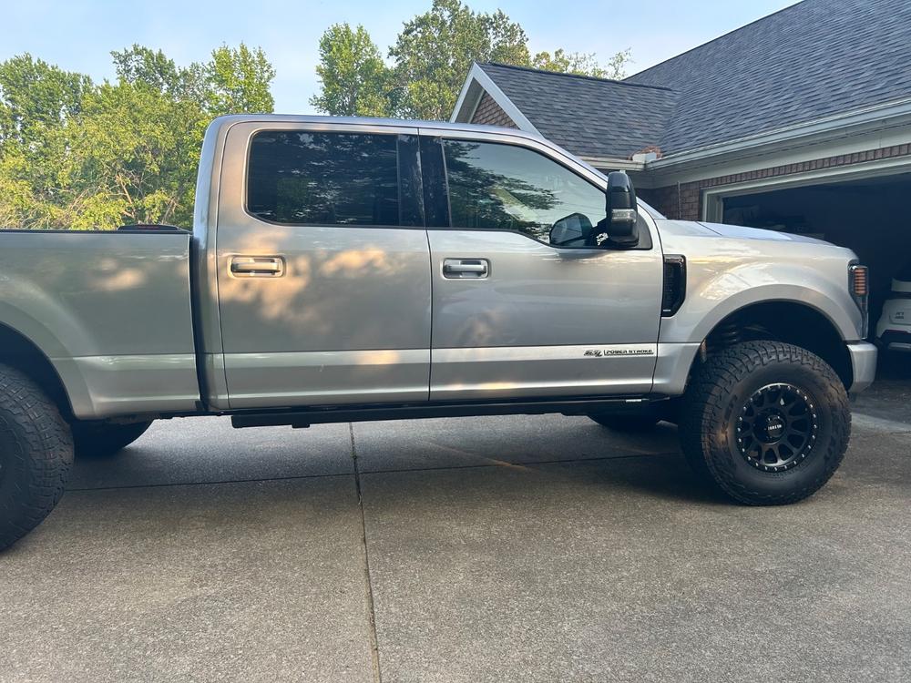 Boost Auto Powered Running Boards | 2017-2022 Ford F250/F350 Superduty - Customer Photo From John Mays