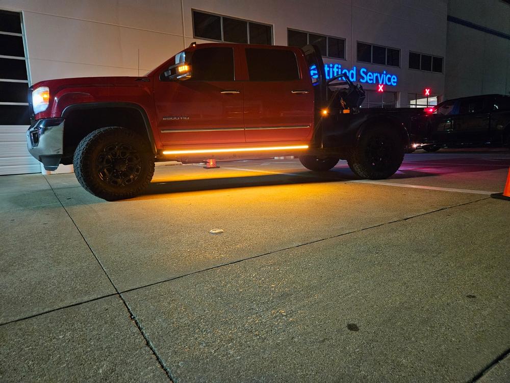 Lumastep M2 Powered Light Up Running Boards | 2014-2019 Chevy Silverado & GMC Sierra - Customer Photo From Brandon allen