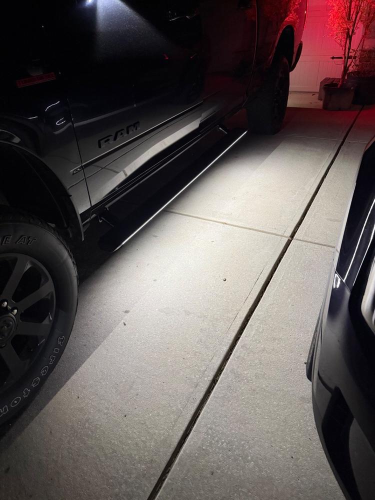 Lumastep M2 Powered Light Up Running Boards | 2019-2025 Dodge Ram 2500/3500 - Customer Photo From Jeff Burton