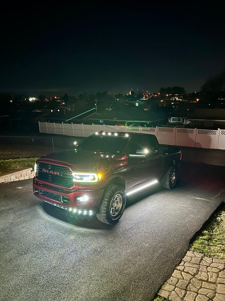 Lumastep M2 Powered Light Up Running Boards | 2019-2025 Dodge Ram 2500/3500 - Customer Photo From Johnathon Wargo