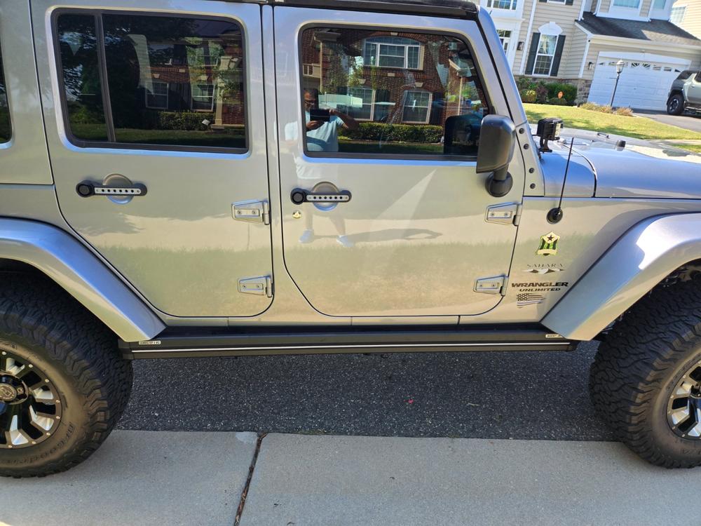 Lumastep M2 Powered Light Up Running Boards | 2007-2018 Jeep Wrangler JKU - Customer Photo From Larry Agron
